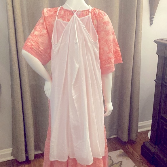 Draper James MIDI Dress Size Medium Like New - Picture 10 of 12